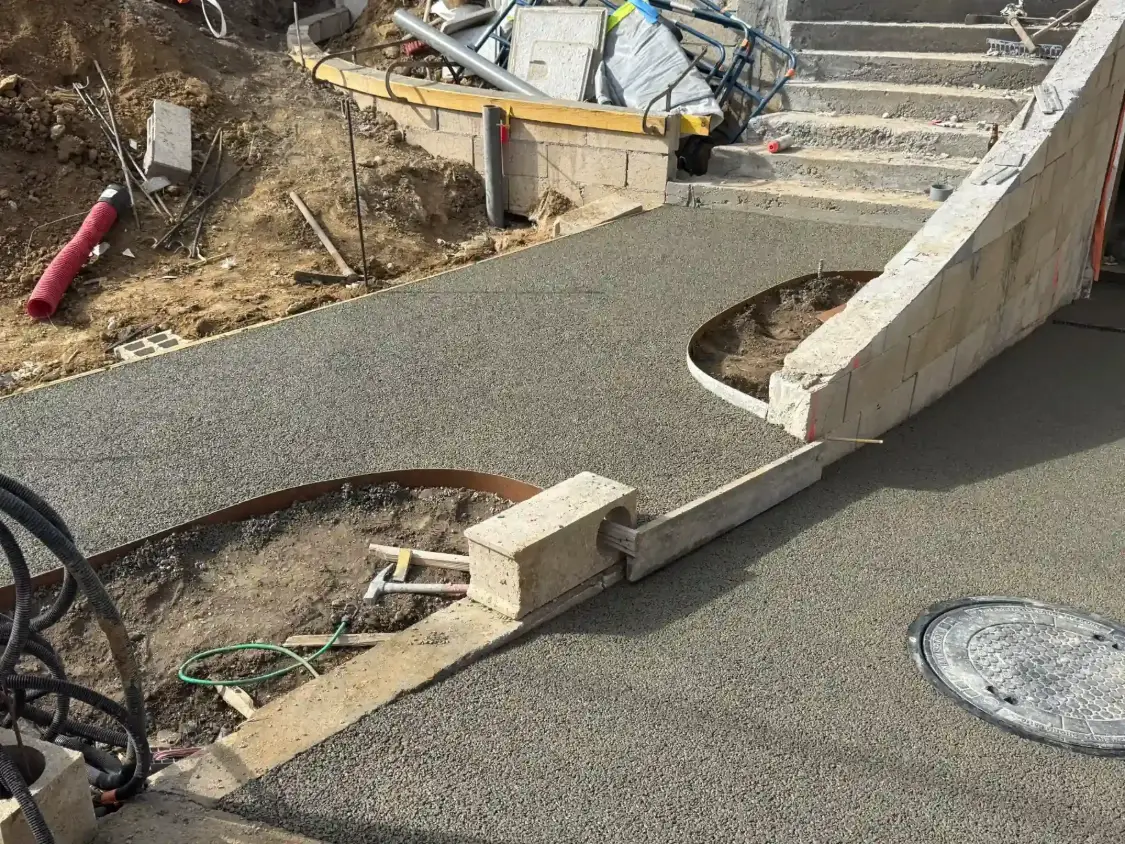 Béton drainant à Bussy-Saint-Georges - Photo 1