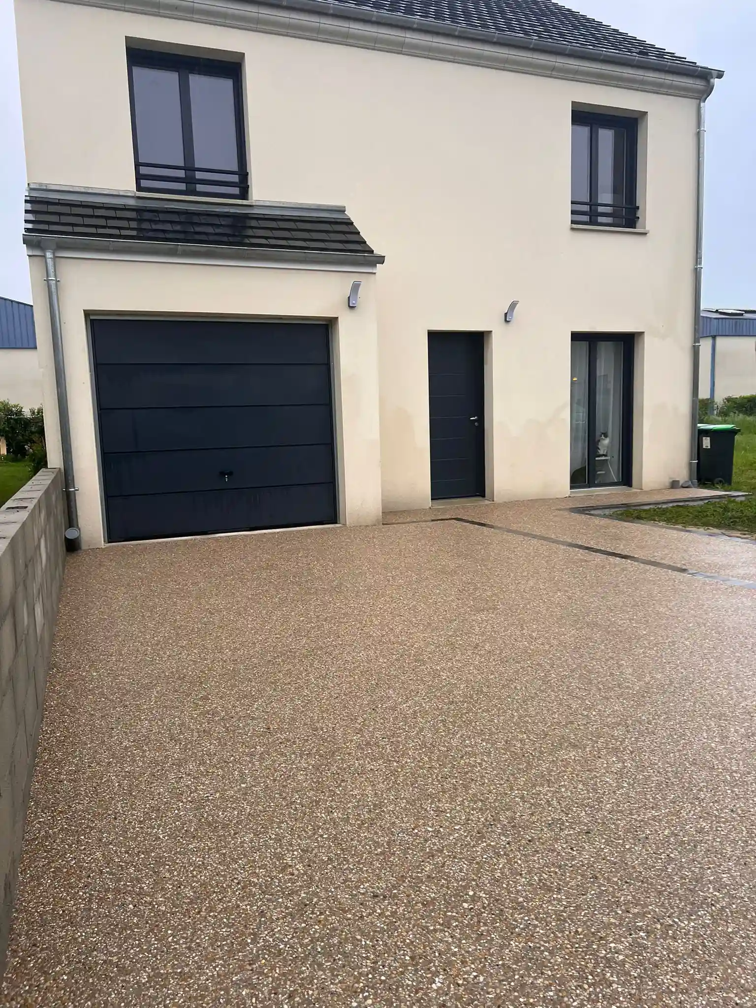 Béton désactivé à Magny-les-Hameaux - Photo 2